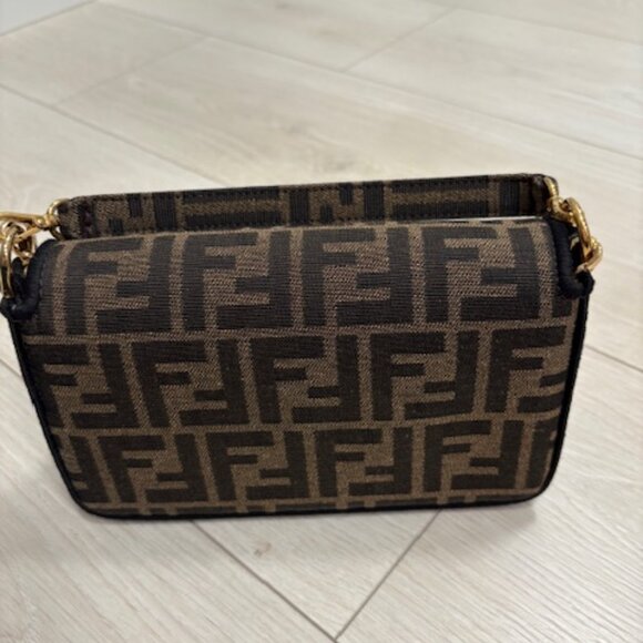 Fendi Baguette Mini Fabric Brown - Picture 8 of 11